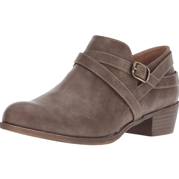 🤎"Adley" Life Stride Velocity with Memory Foam Taupe Booties, size 7 - Picture 2 of 10